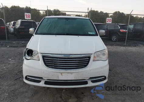 2014 Chrysler Town & Country Limited z USA, uszkodzony, nr VIN 2C4RC1GG2ER373528